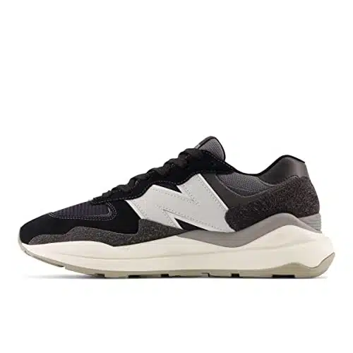 New Balance Men's Running Inspired Sneakers, Black White, edium US