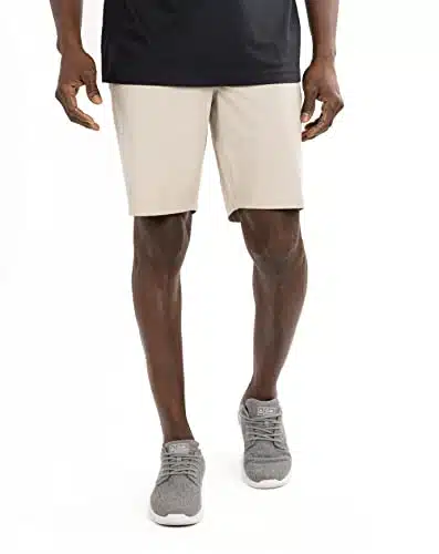 TravisMathew Men's HEFNER Short, Khaki,